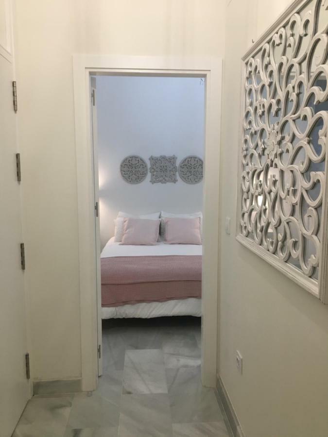 Apartamento Nuevo En Casa Tipo Palacio Cádiz Eksteriør billede